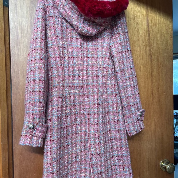 Alannah Hill “Running With Scissors” Hood Coat with removable rabbit fur trim. - Picture 3 of 5